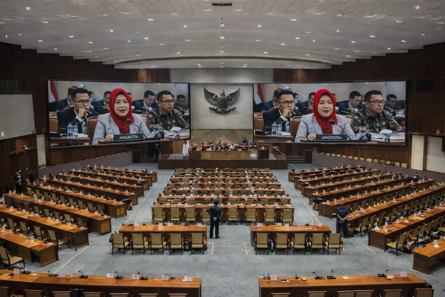 instalasi permanen videotron ballroom gedung pemerintah ukuran besar