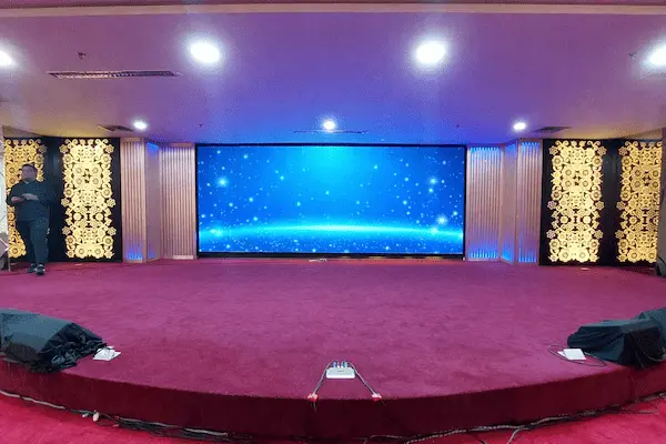 videotron indoor ballroom untuk event dan instalasi videotron ballroom profesional