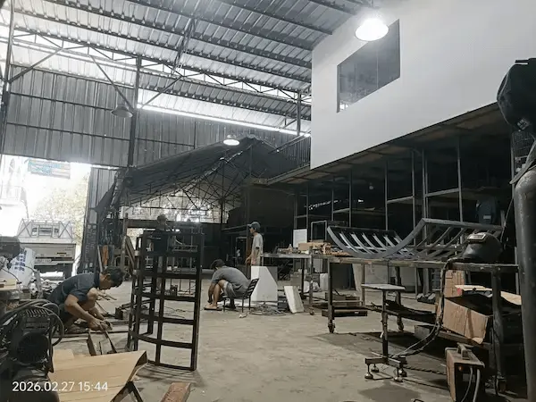workshop produksi rangka videotron ballroom