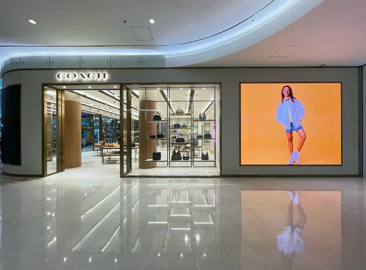 Videotron Indoor Retail dan Showroom