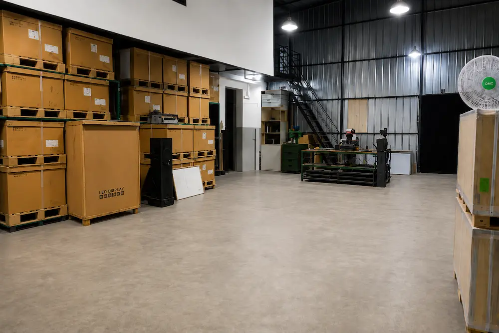 Konsultasi Distributor Videotron Indoor