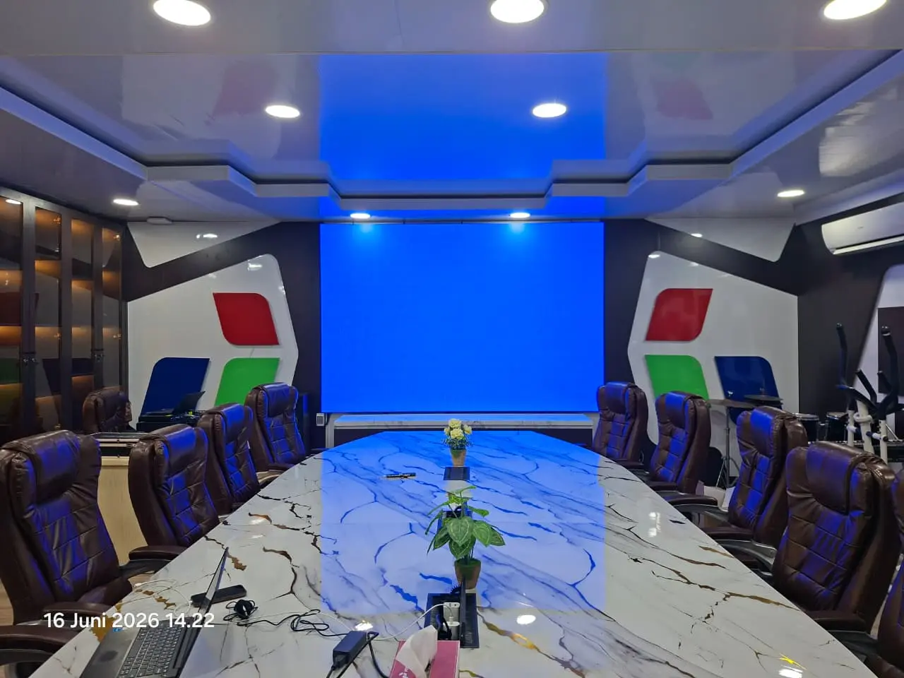 Konsultasi Videotron Meeting Room