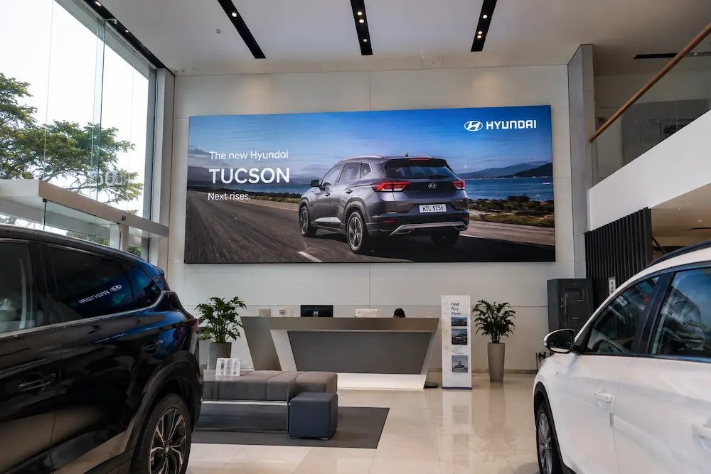 Manfaat Videotron Showroom
