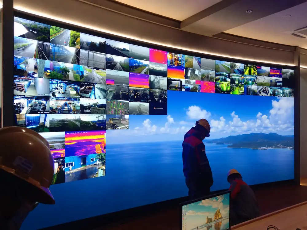 Videotron Command Center Monitoring