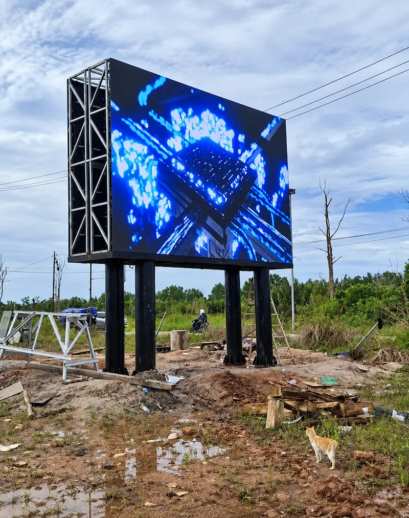 Struktur billboard Videotron Outdoor