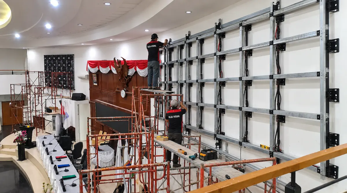 Struktur pemasangan Videotron Indoor P2.5