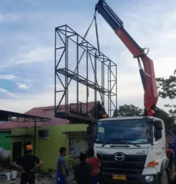 konstruksi videotron outdoor rangka besi